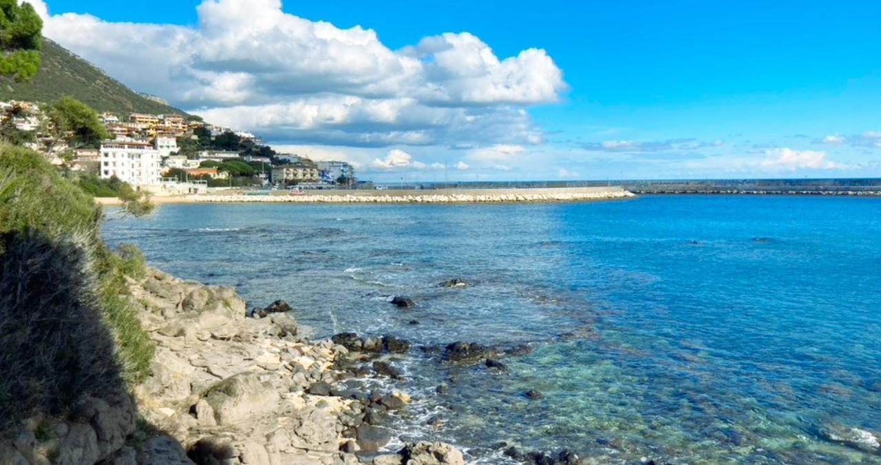 Appartamento Perla Bianca, Con Wifi E Air Con Cala Gonone Exterior foto